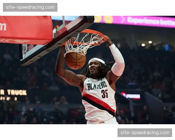 霍勒迪三分15中7轰下30分 开拓者后卫外线手感持续滚烫 霍勒迪三分15中7轰下30分 开拓者后卫外线手感持续滚烫